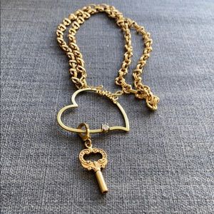 Juicy Couture sweater chain
